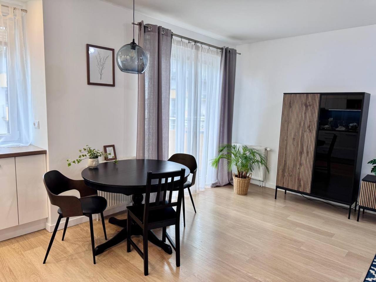 Appartement C- Home4u - With A View Close To Aquapark, Parking In Secured Area